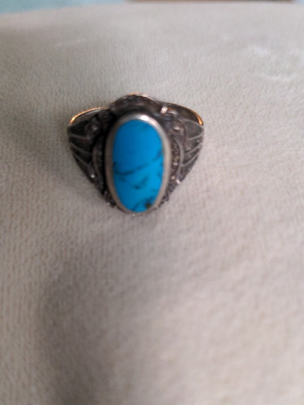 Vintage Navajo Blue Turquoise Gemstone Sterling Silver Ring, Size  7
